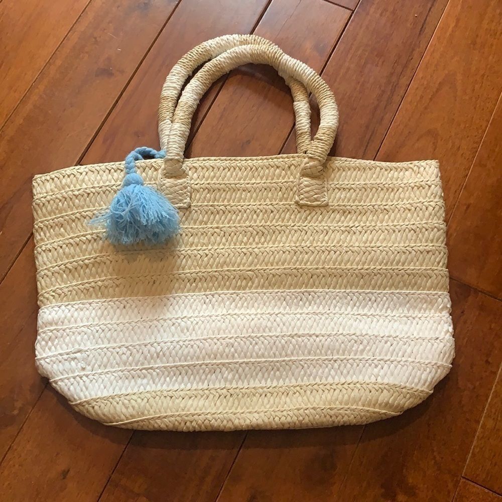 New Altru Straw Tote Beach or Farmers Market Bag